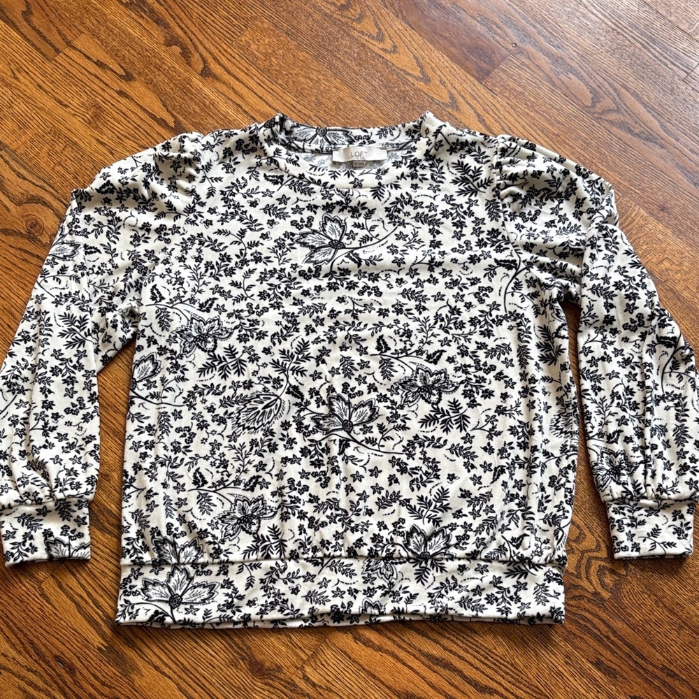 LOFT Black and White Velour Floral Sweater Medium